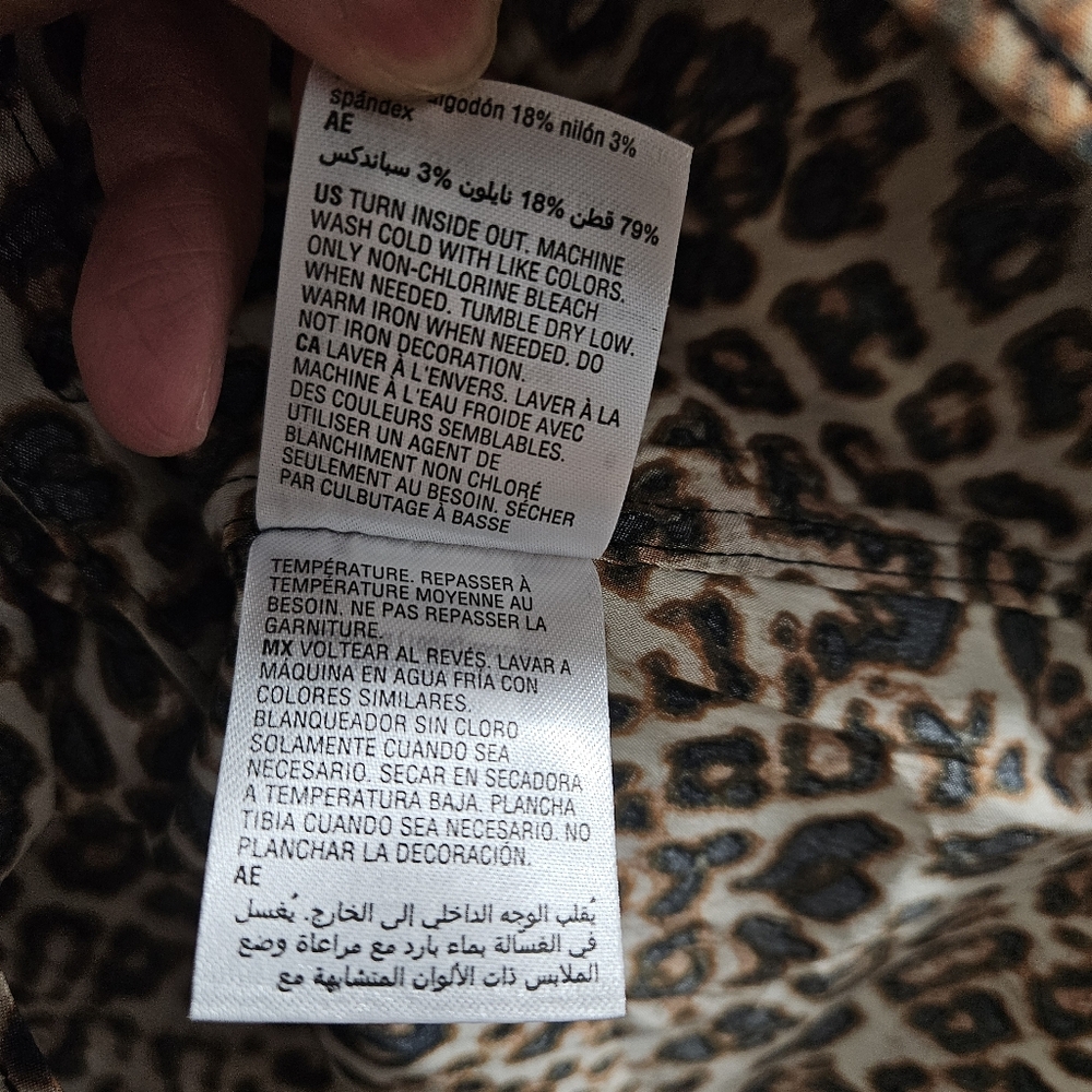 Charter Club Leopard Print And Pearl Women's Button Up Top - Picture 16 of 16